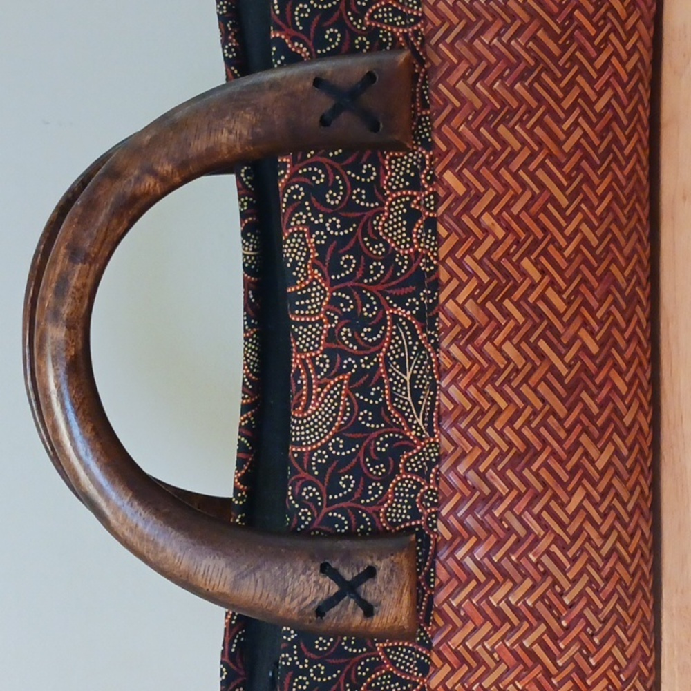 Thailand Woven Basket/Fabric/Wood Zippered Purse - Picture 3 of 16